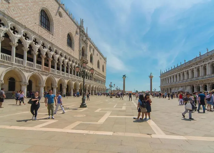 Appartamento 2 Bedroom Lovely In