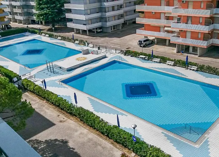 2 Bedroom Lovely In Appartement *